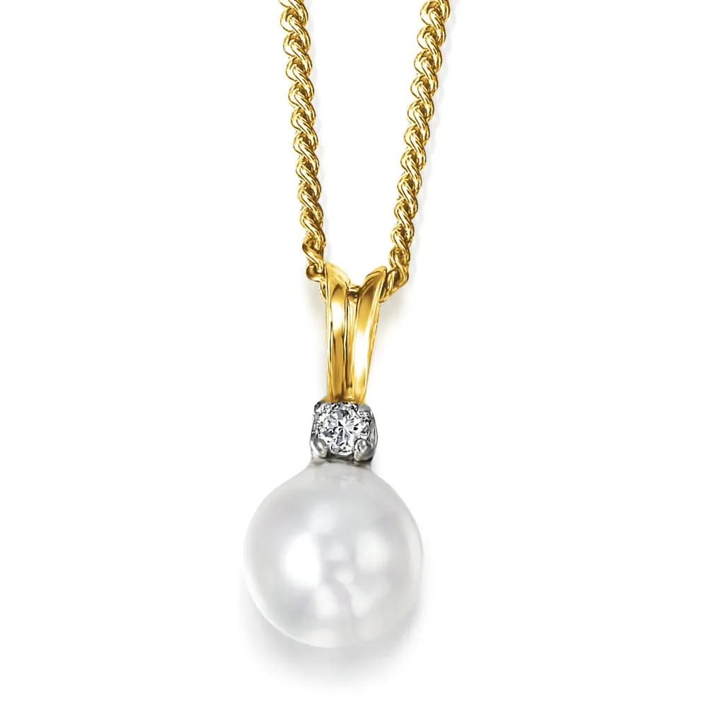 0.05 ct. Sparkling Pearl Pendant