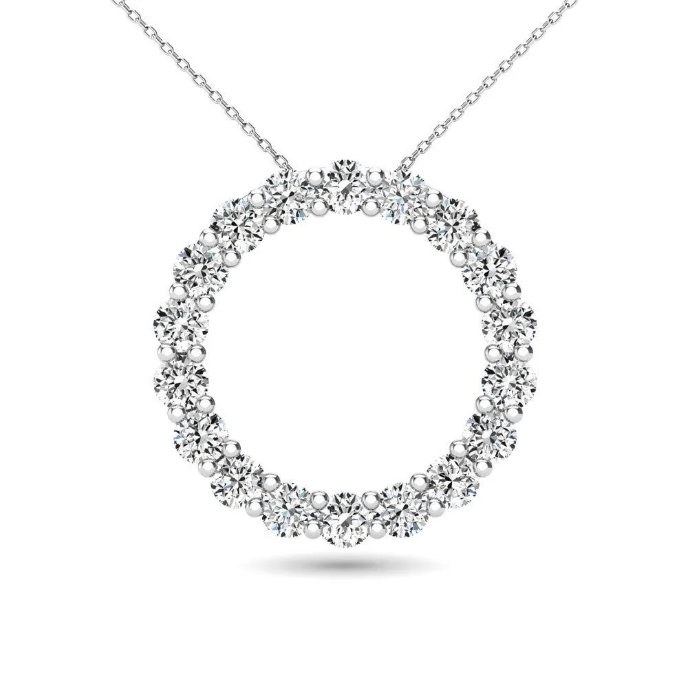 14K White Gold 2/5 Ct.Tw. Diamond Circle Pendant