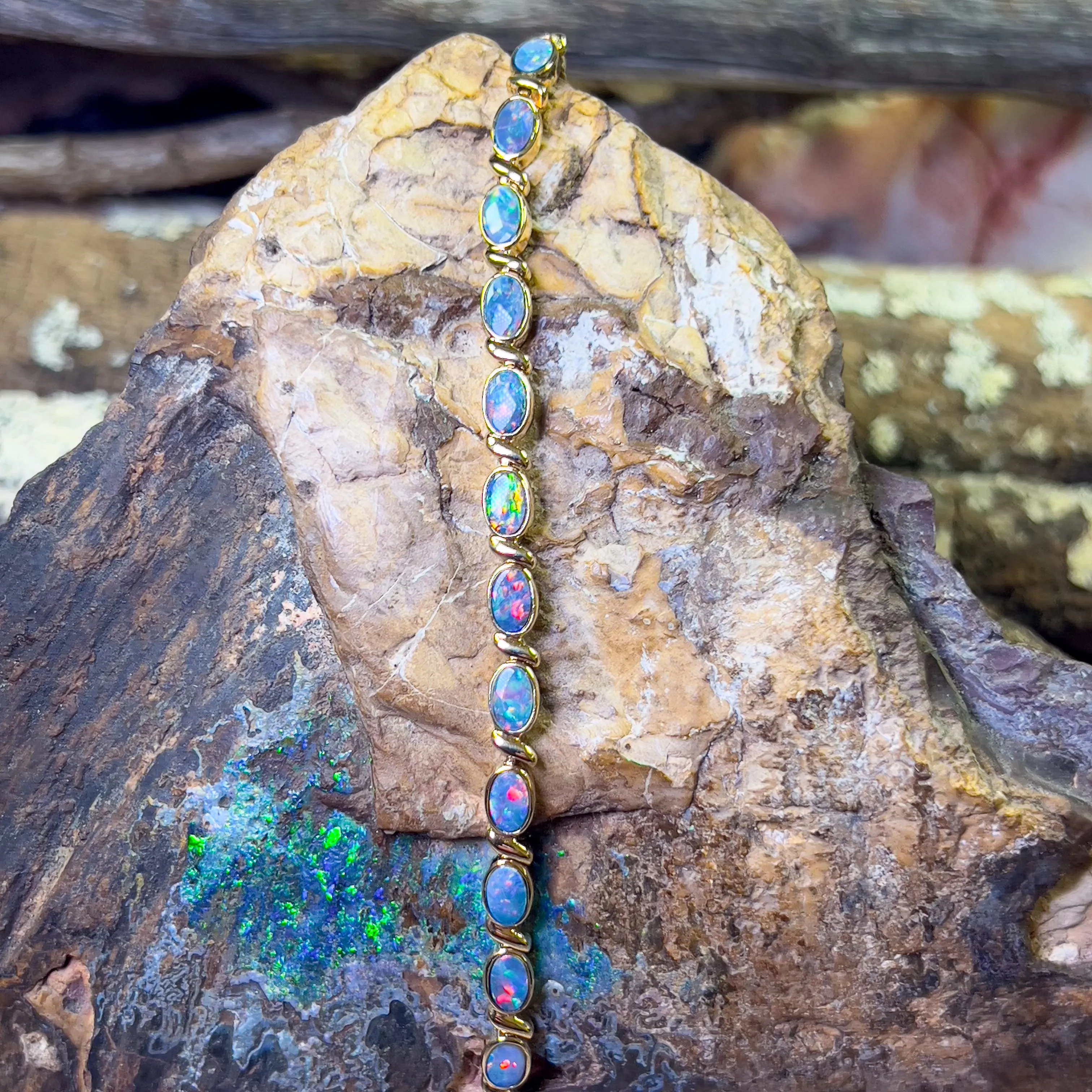 18kt Yellow Gold Opal doublet tennis bracelet style