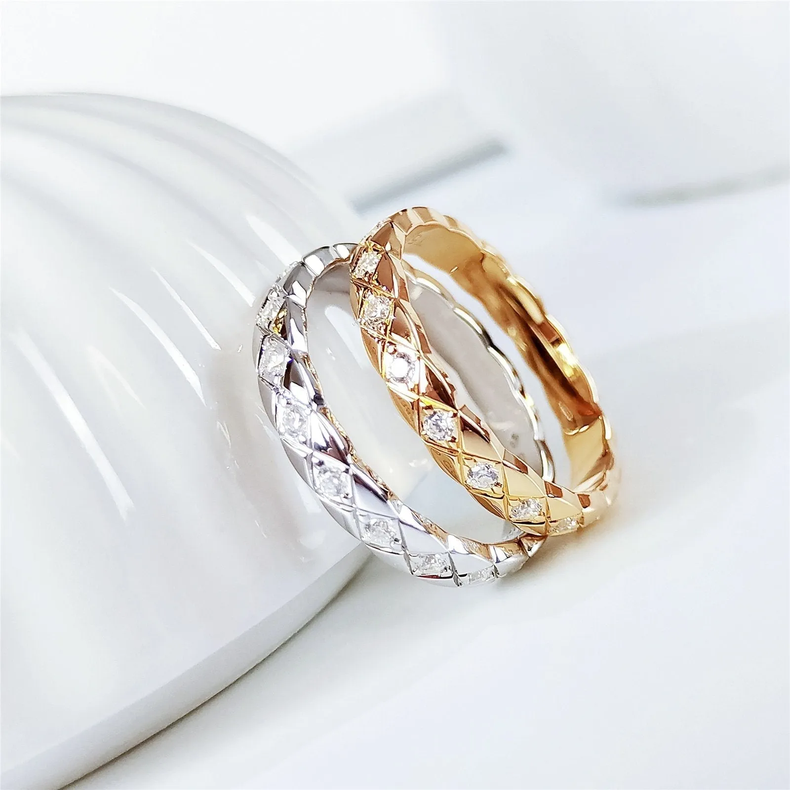 CRUSH MINI CLASSIC RING DIAMONDS