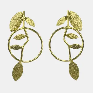 Elegant Gold Leaf Hoop Earrings - Nature-Inspired Jewelry