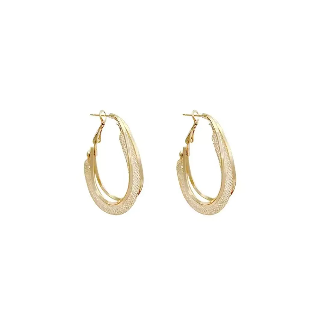 Elegant Gold Textured Hoop Earrings