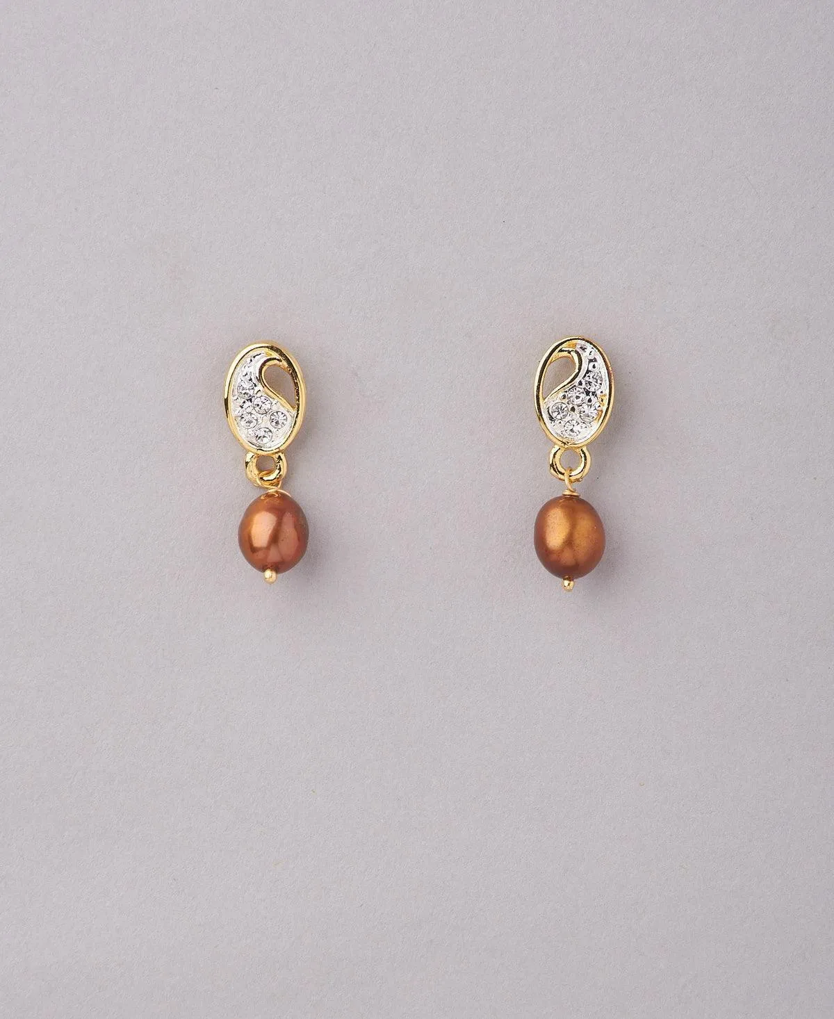 Elegant Stone Studded Pearl Earring