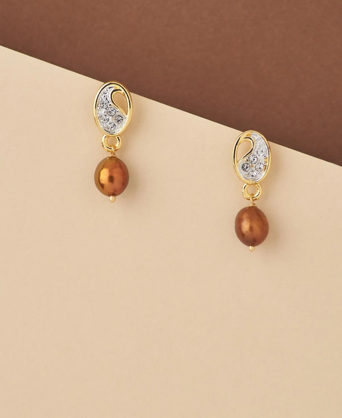 Elegant Stone Studded Pearl Earring