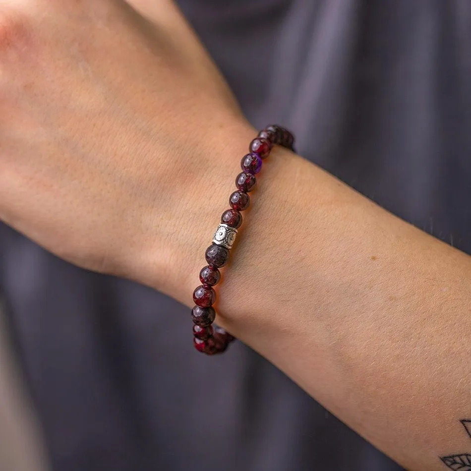 Garnet Gemstone Bracelet 6mm - Flower Embrace