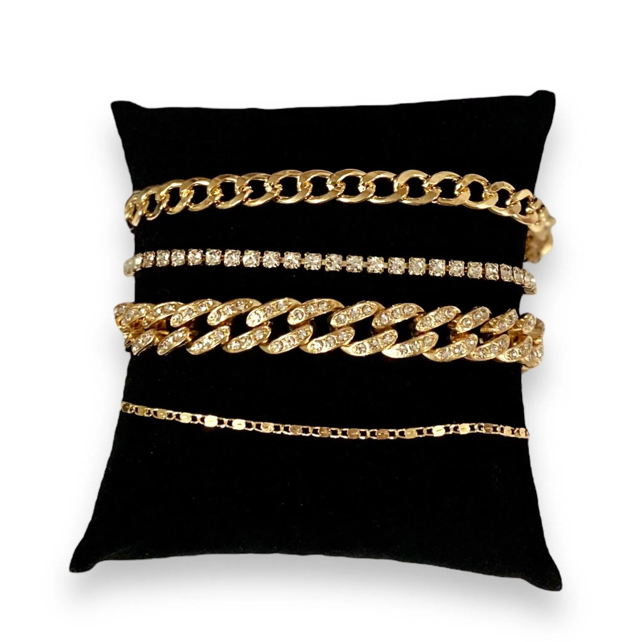 Luxurious Gold Chain Bracelet Set