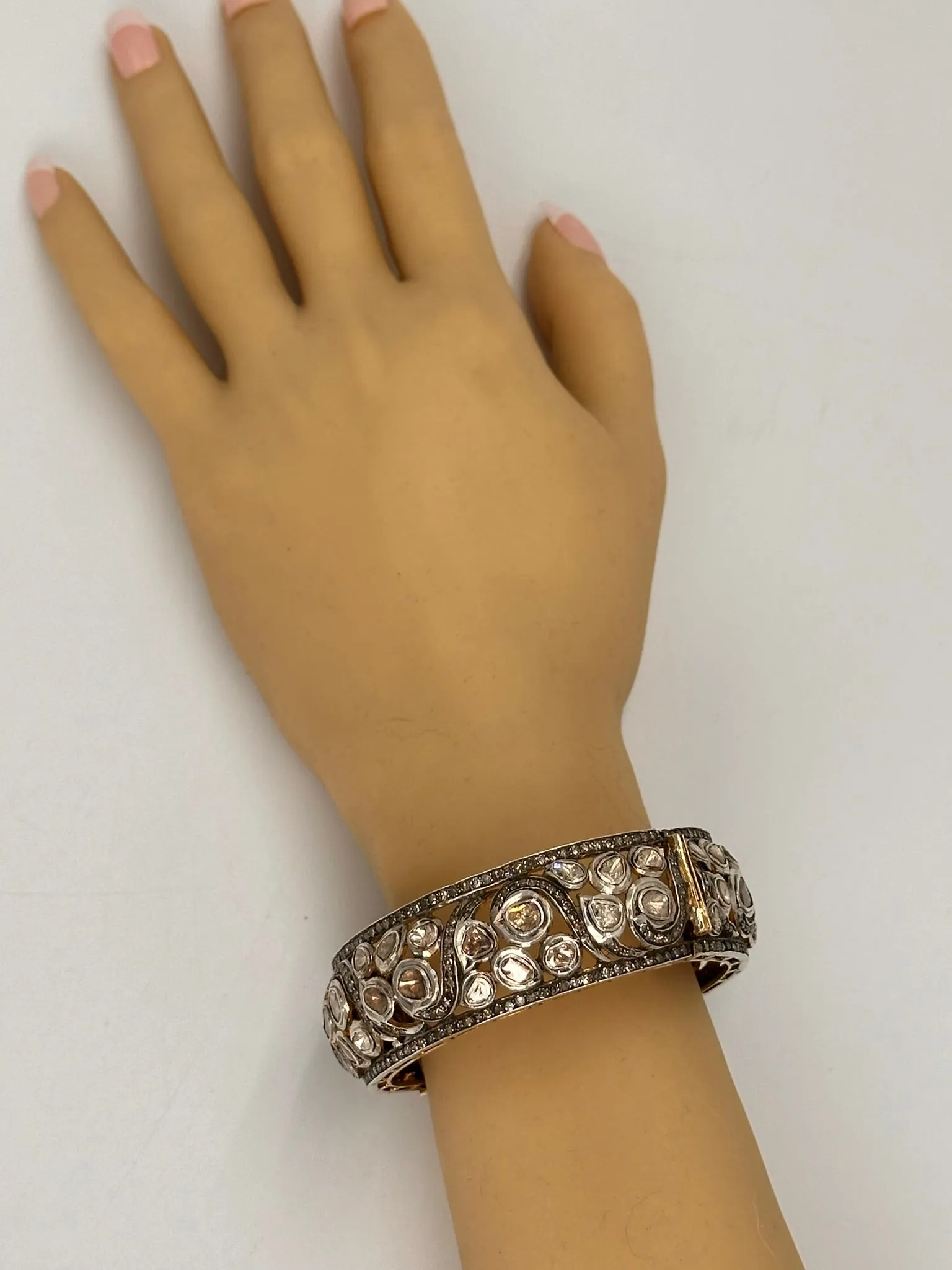 Luxurious Silver & Gold-Plated Polki Diamond Bangle - A Sparkling Masterpiece