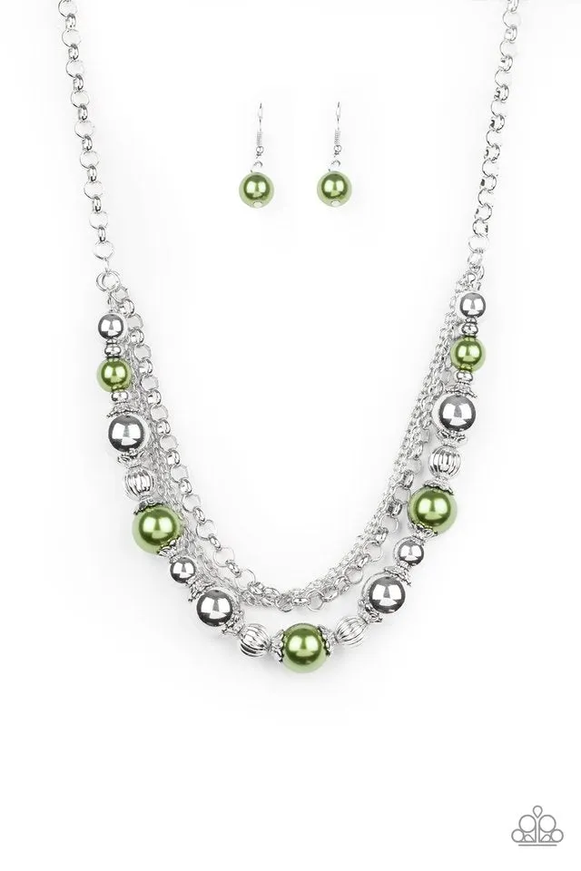 Paparazzi Necklace ~ 5th Avenue Romance - Green