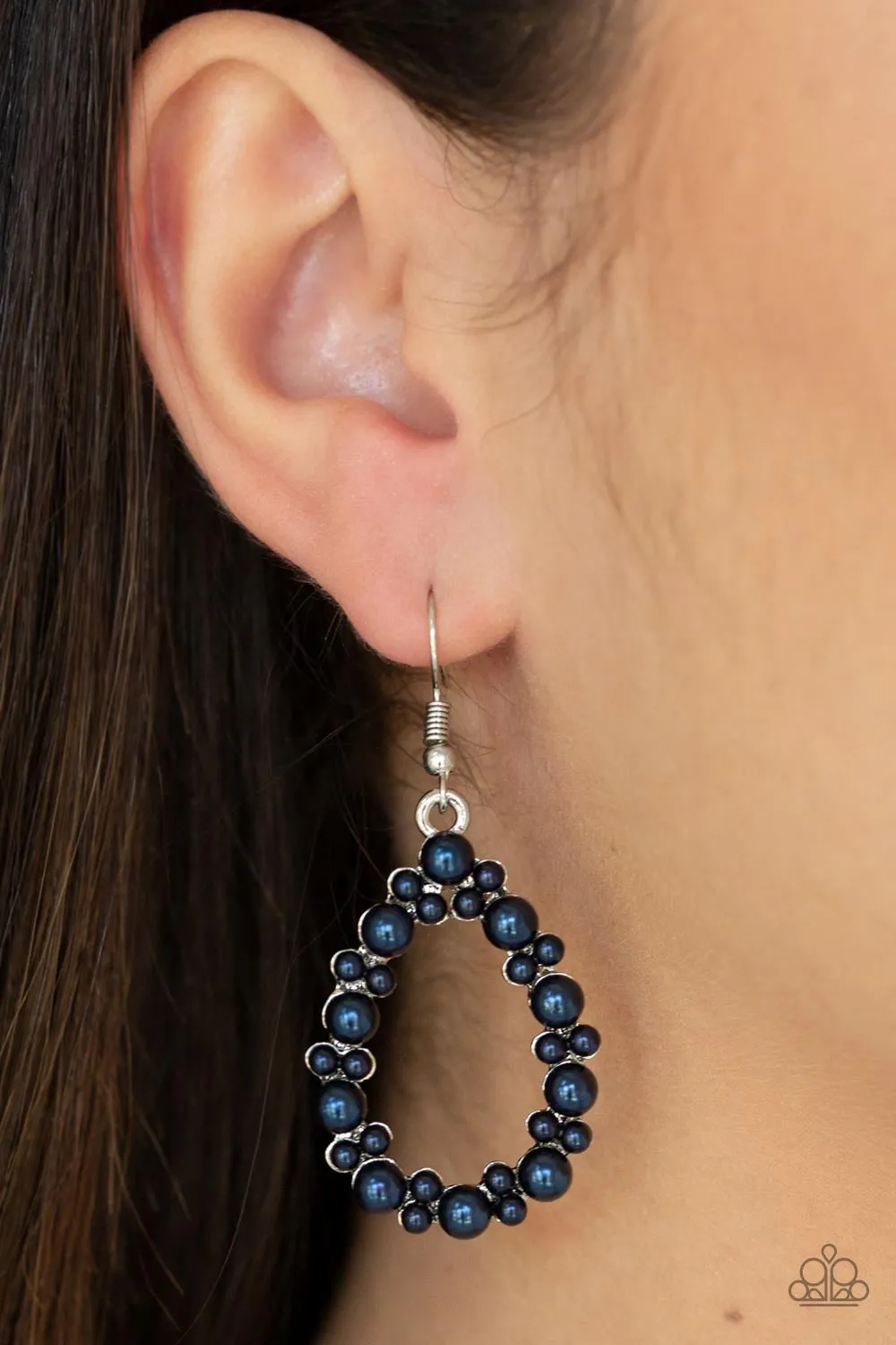 Pearl Spectacular Blue-Earrings