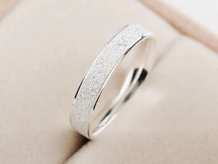 Platinum Plated Wedding Ring Frosted Couple Ring For Men and Women