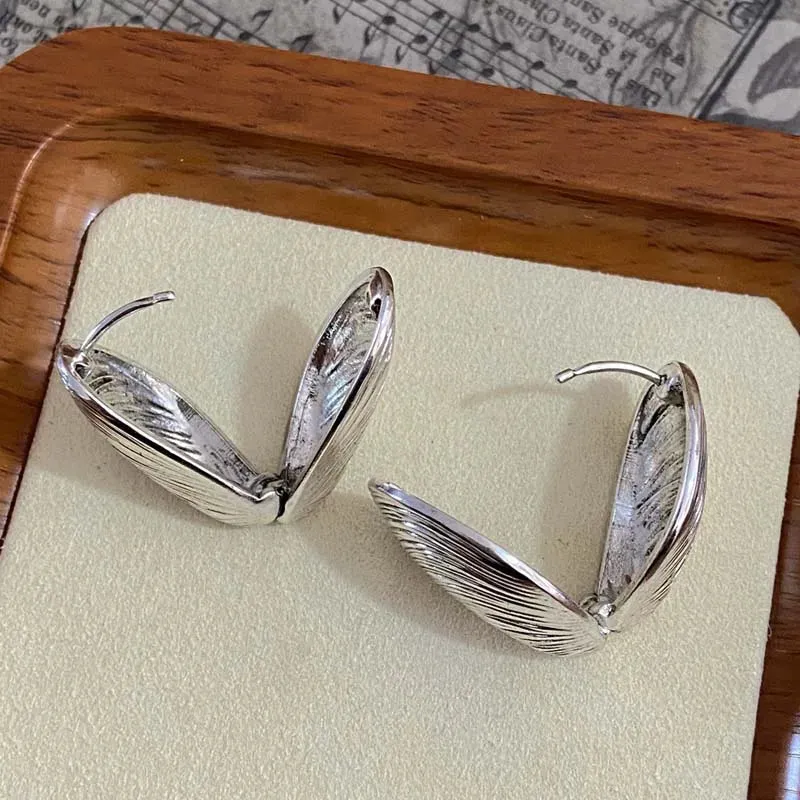 Vintage Silver Geometric Shell Stud Earrings